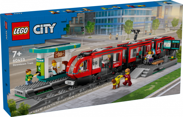 Straßenbahn mit Haltestelle
