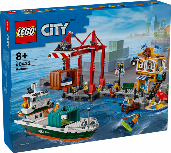 Hafen mit Frachtschiff